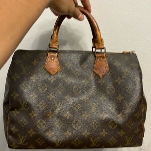 Authentic Louis Vuitton Speedy 30. Vintage